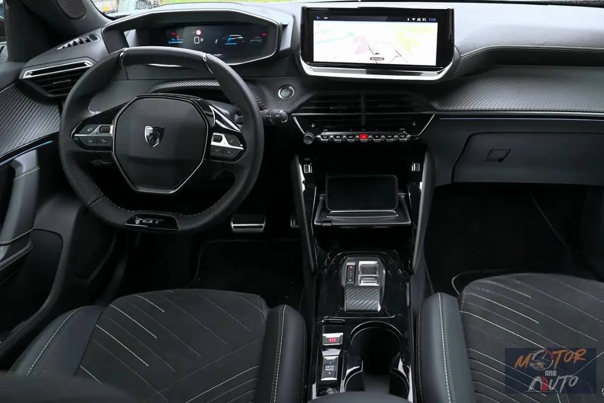 2024 Peugeot E-2008 Interieur