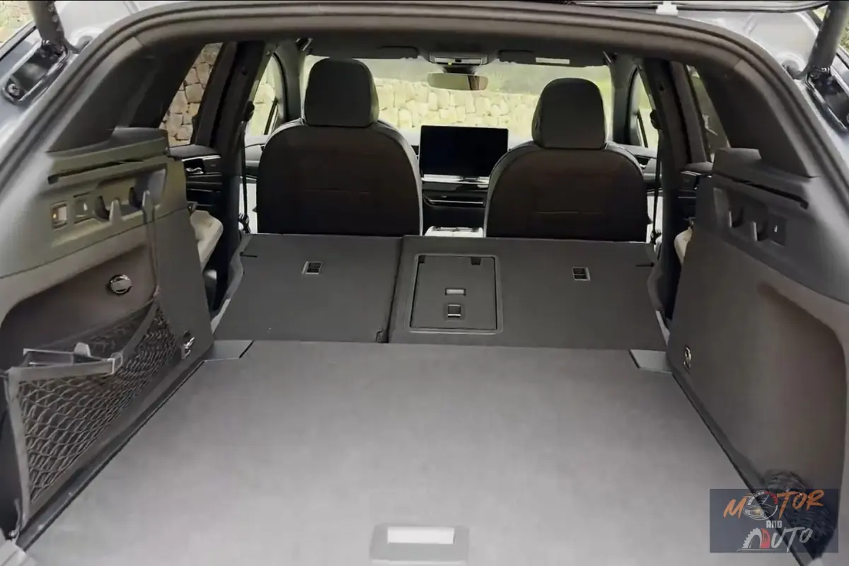2025 Volkswagen ID.7 Tourer Bagageruimte met Achterstoelen Neergeklapt