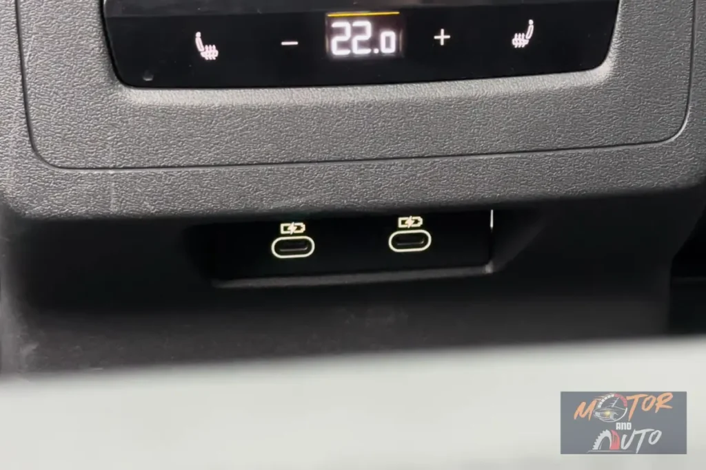 Audi Q6 e-tron USB-C Oplaadpunten Achterin