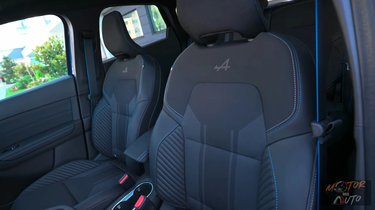 2025 Renault Captur Voorstoelen Zijaanzicht