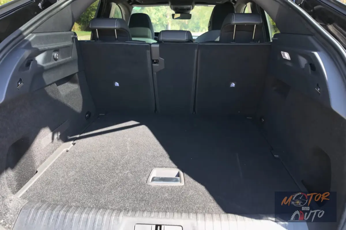 Nieuwe Peugeot E-3008 Bagageruimte