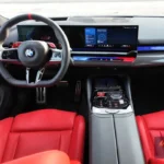 BMW M5 Sedan Dashboardindeling en Middenconsole
