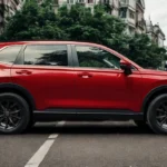 2025 Honda CR-V rode SUV compleet zijprofiel aanzicht met volledige voertuig verhoudingen en ontwerp elementen