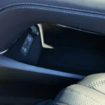 2025 BYD Sealion 7 - Opbergruimte onder de middenconsole