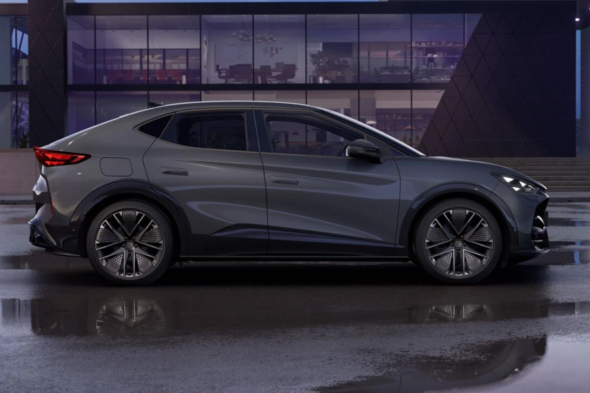 2025 CUPRA Tavascan Basalt Grey kleur