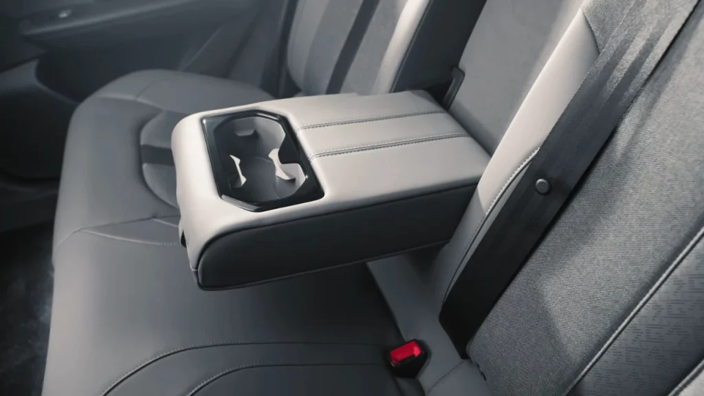 2025 MG S5 EV Achter Middenarmsteun