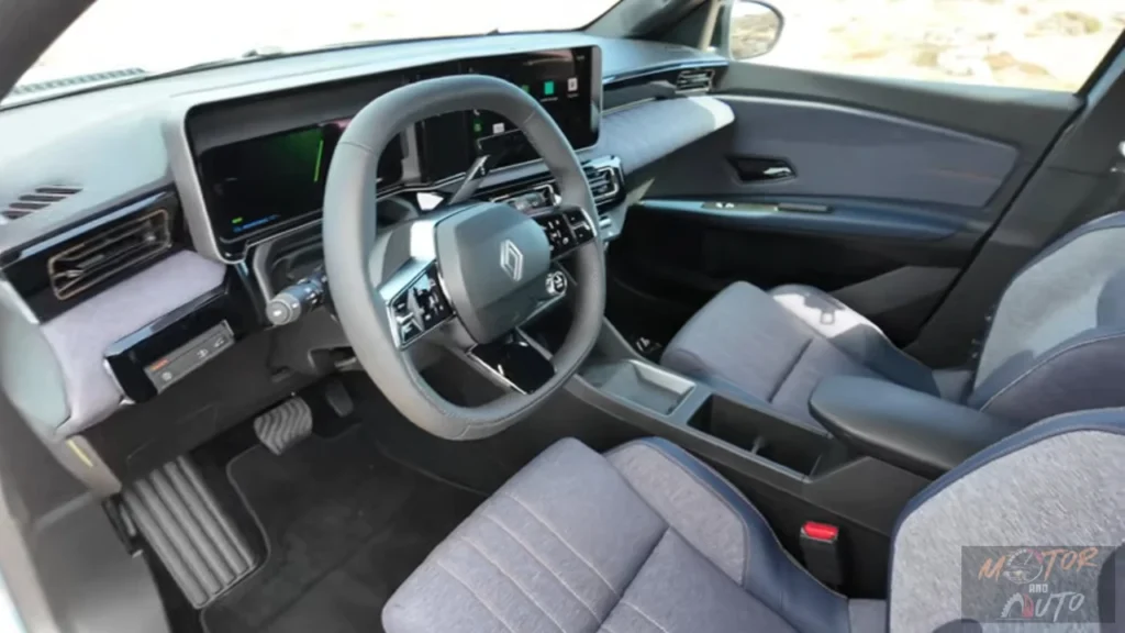 Bestuurderszicht van het interieur van de 2025 Renault 4 E-Tech Electric met digitale cockpit en moderne bedieningselementen