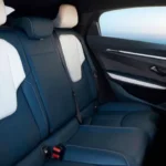 Alpine A390 achterpassagierstoelen met comfortabele vijf-passagiers configuratie