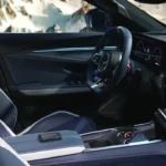 Alpine A390 interieur met bestuurdersstoel, premium materialen en sportief cabineontwerp
