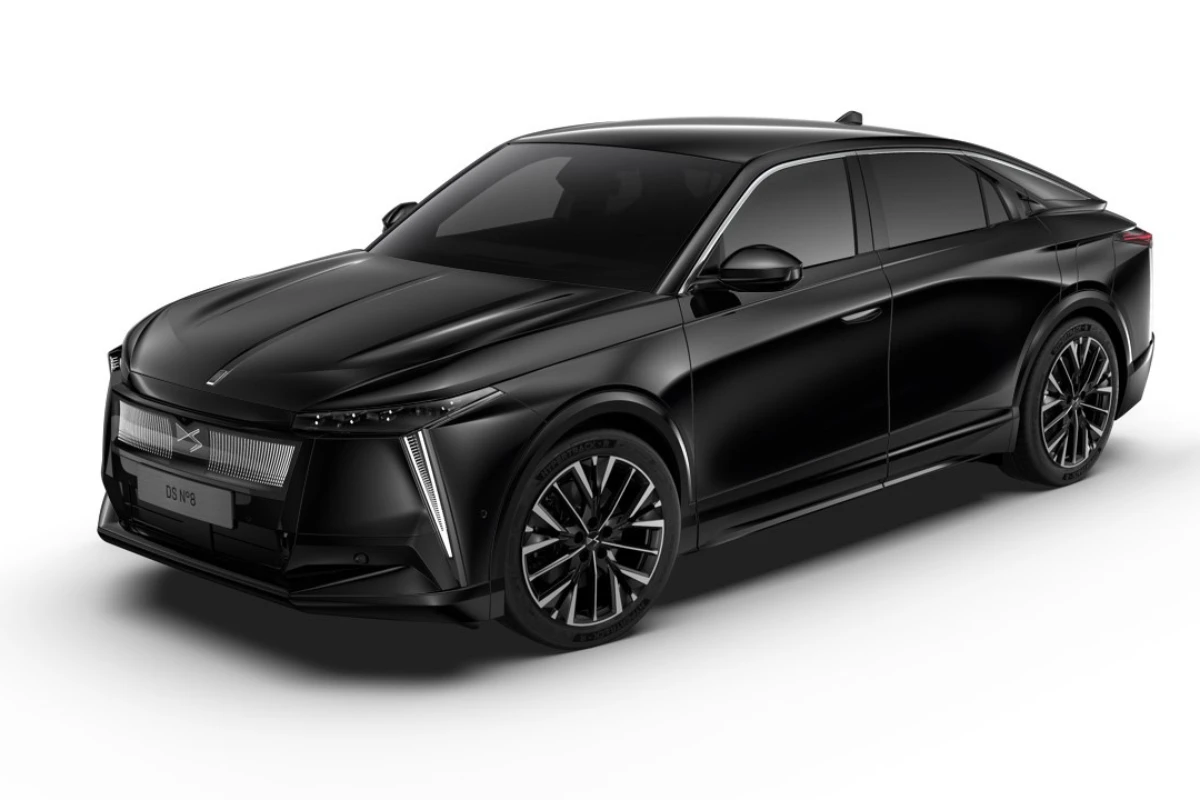 2025 DS No8 Perla Nera Black kleur