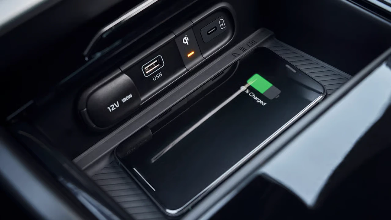 2025 Kia Sportage Hybrid Draadloos Opladen en Connectiviteit Functies