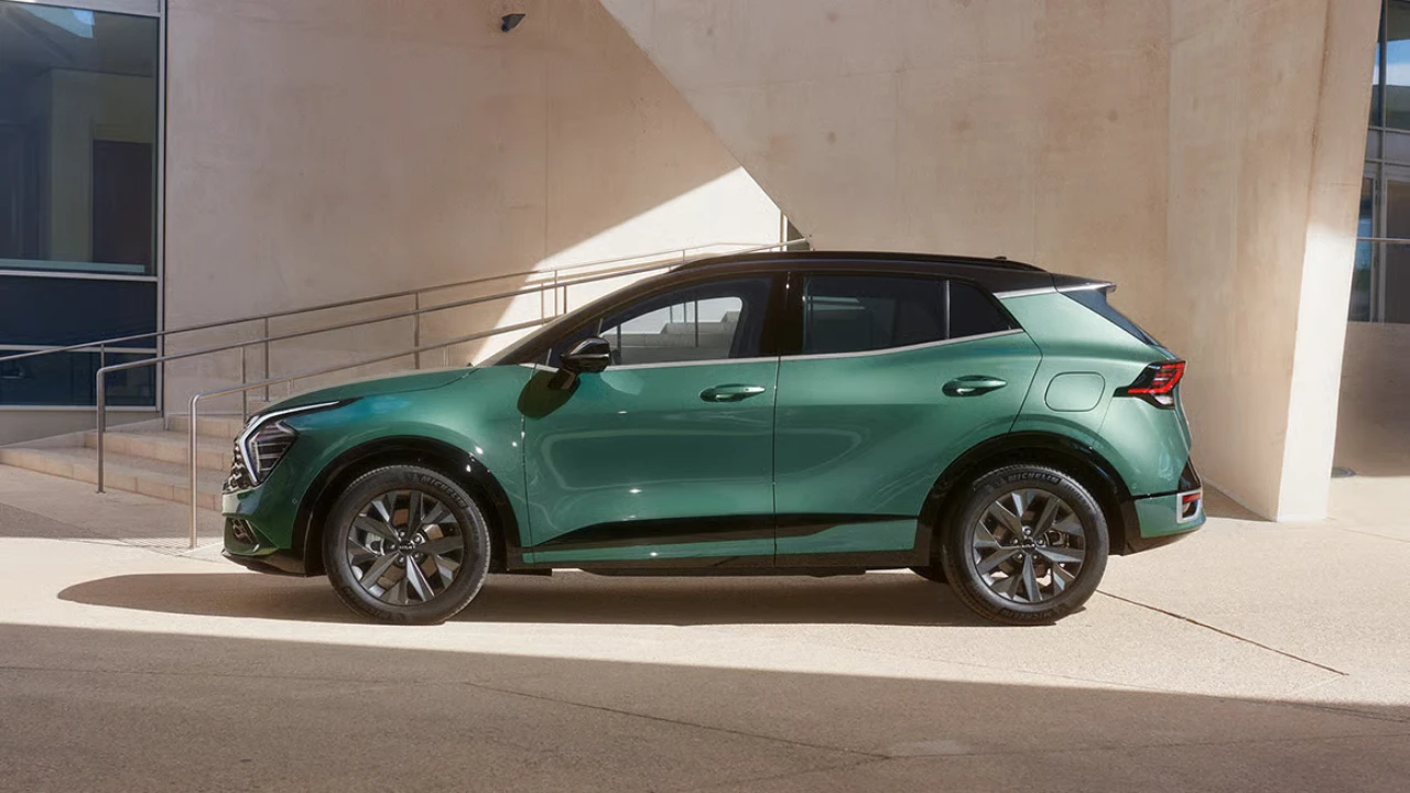 2025 Kia Sportage Hybrid Volledige Zijprofiel