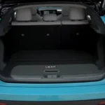 2026 Nissan Leaf Bagageruimte met 437-Liter Opslagcapaciteit