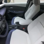 2026 Nissan Leaf Voorstoelen met TailorFit Duurzaam Materiaal