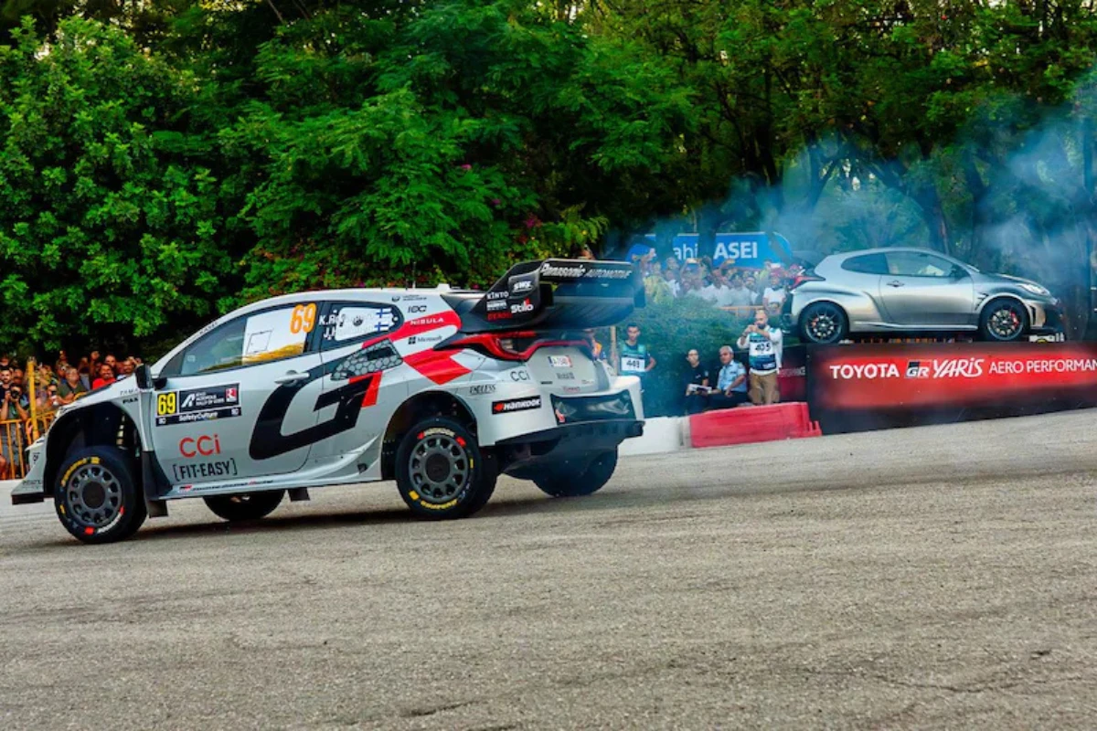 Toyota GR YARIS Rally1 WRC Competitie Auto in Actie bij Acropolis Rally
