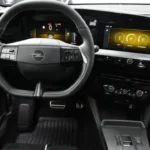 2025 Opel Mokka GSE Performance Interieur - Digitale Cockpit & Sport Features