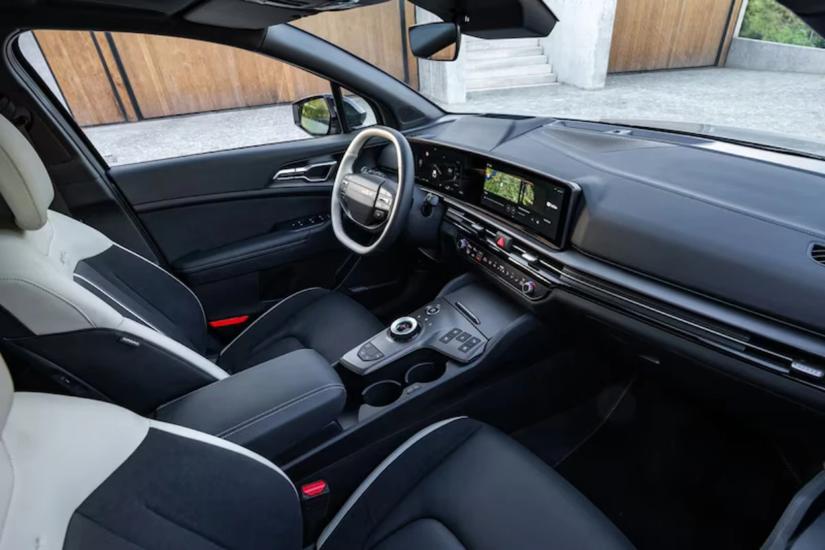 2026 Kia Sportage Plug-in Hybrid Cabin Comfort