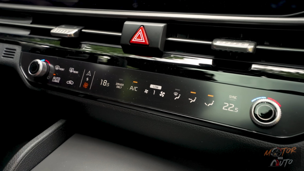 2026 Kia Sportage Triple Zone Klimaatregeling Touch Paneel