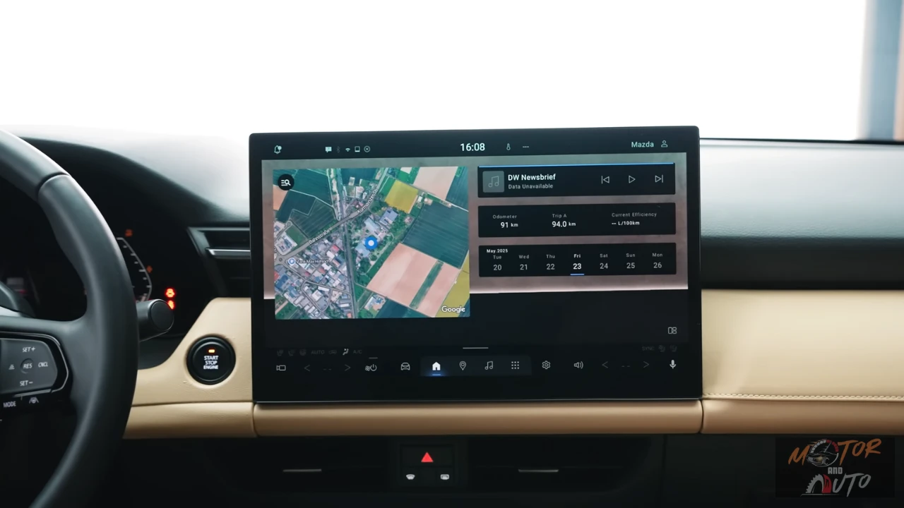 2026 Mazda CX-5 Revolutionair 15,6-inch Touchscreen Interface