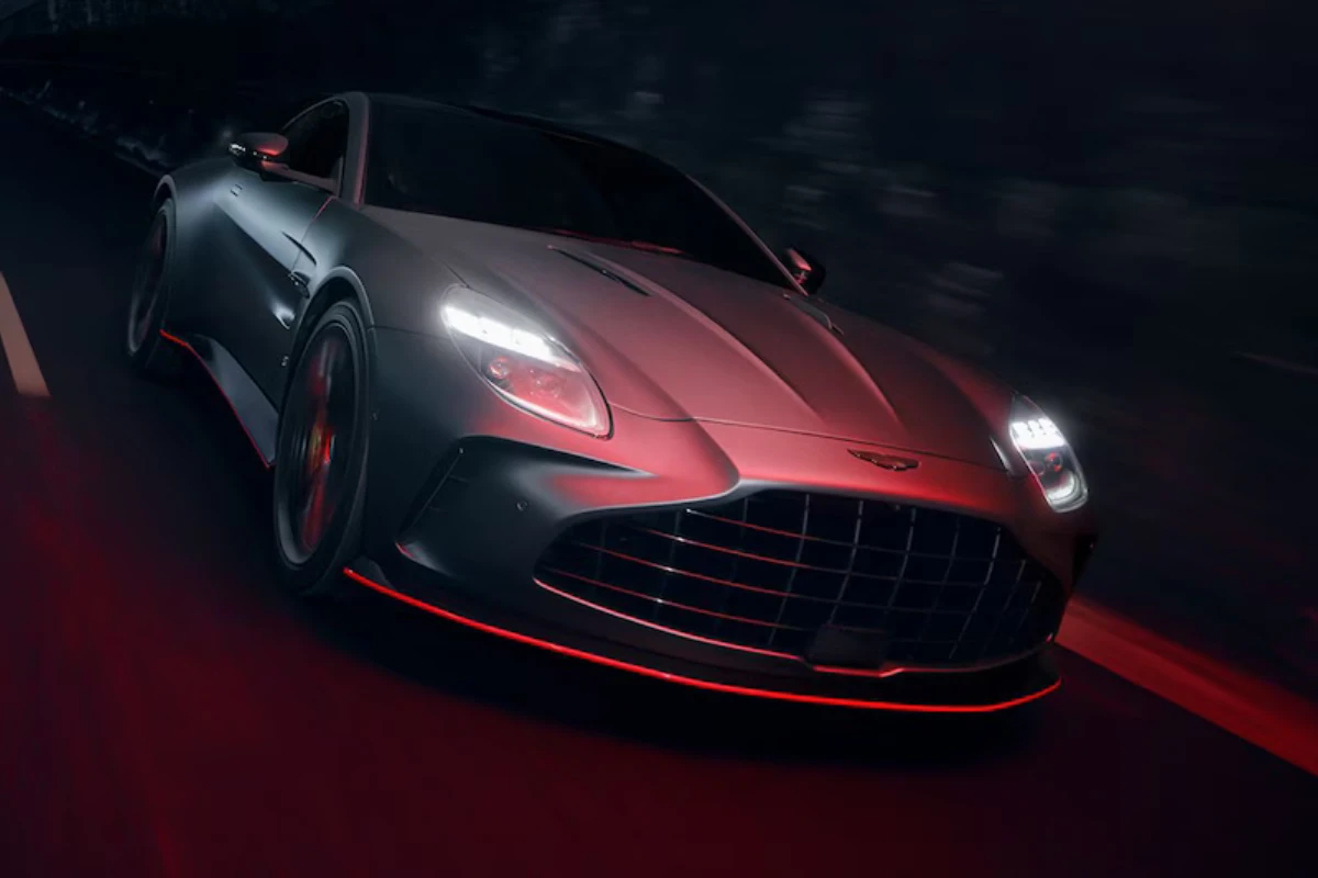 Aston Martin Vantage S Agressief Frontontwerp met Verbeterde Aerodynamica