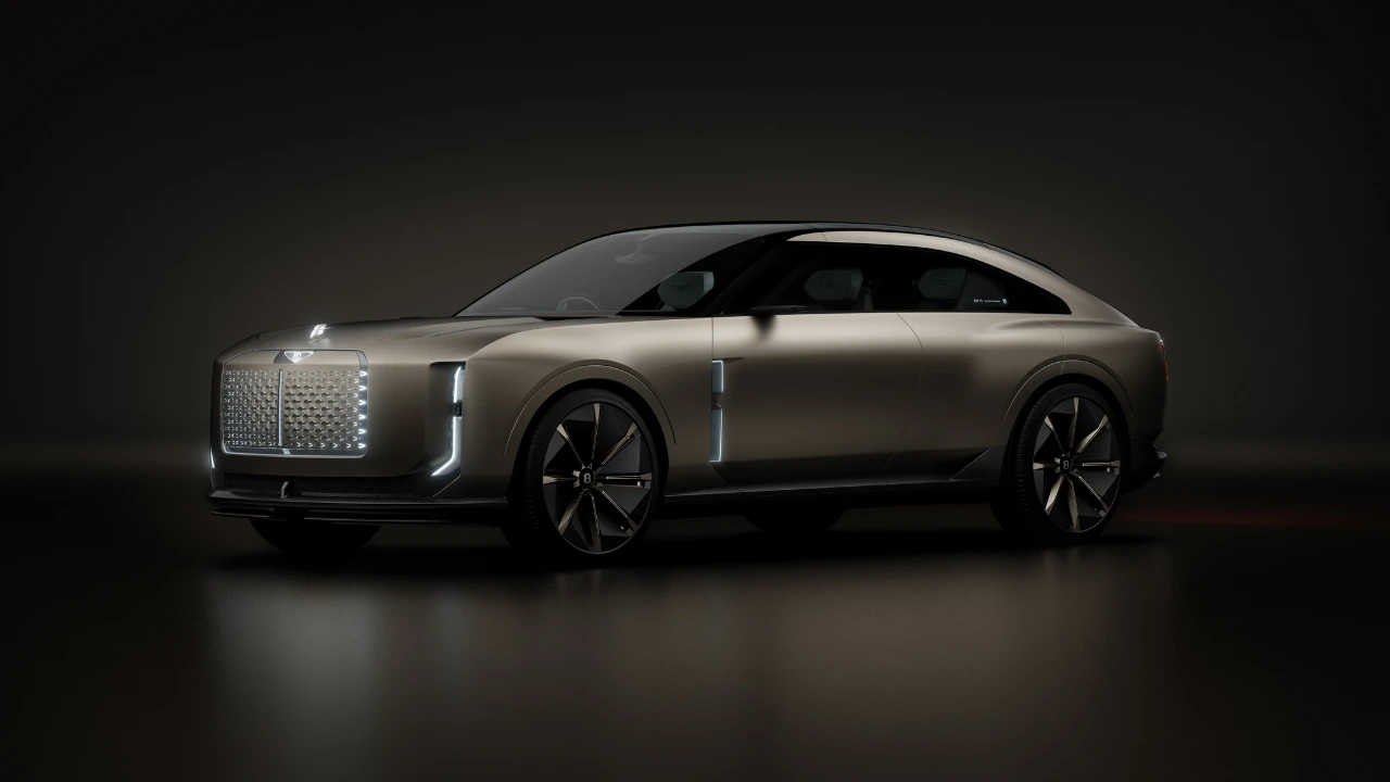 Bentley EXP 15 Drie-Kwart Vooraanzicht met Revolutionaire LED Verlichting