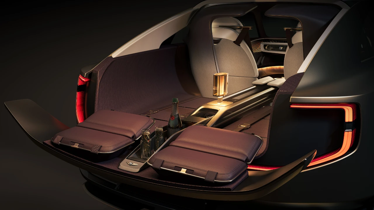 Bentley EXP 15 Revolutionaire Achterklep Entertainment Suite