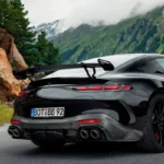 Brabus 1000 Achter Drie-Kwart Aanzicht met Carbon Diffuser