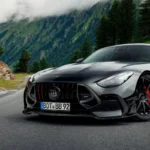 Brabus 1000 Voor Drie-Kwart Aanzicht Agressieve Houding