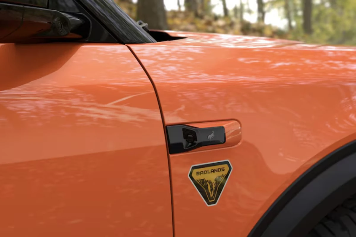 Ford Bronco New Energy Vlakke Deurgreep en Badlands Badge Detail