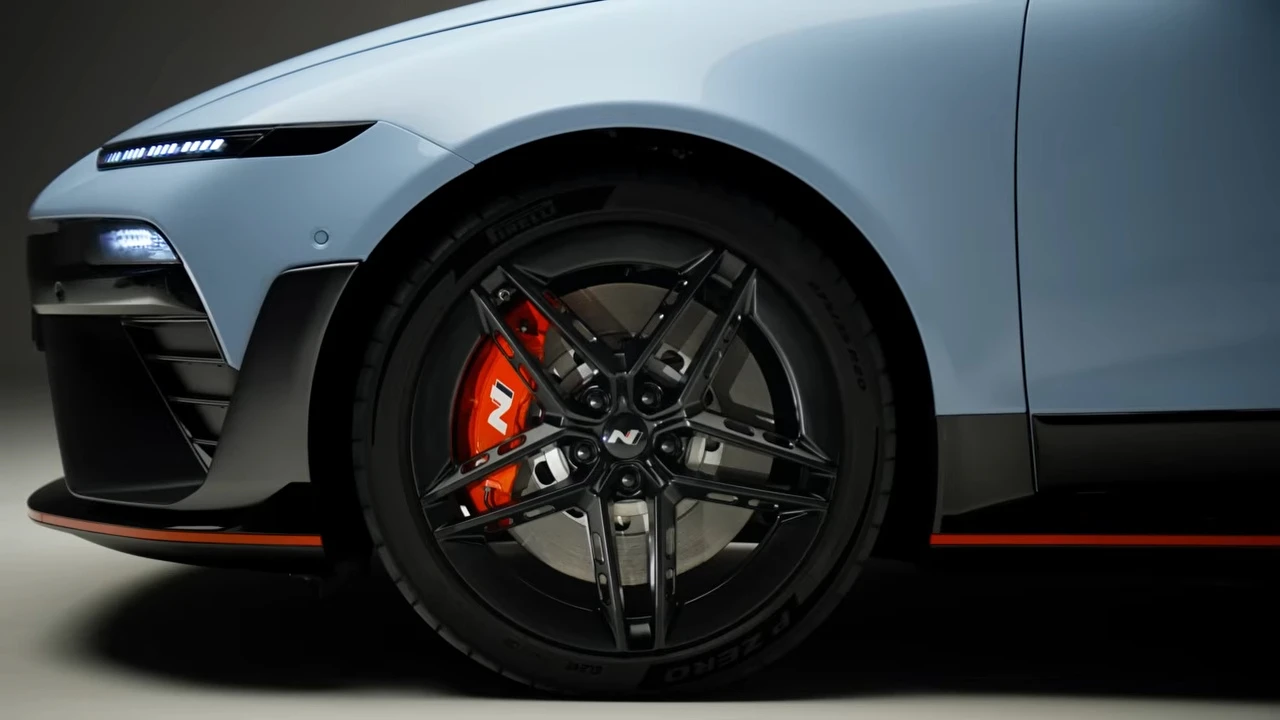 Hyundai Ioniq 6 N Voorwiel en Rem Detail - N Prestatie Opstelling