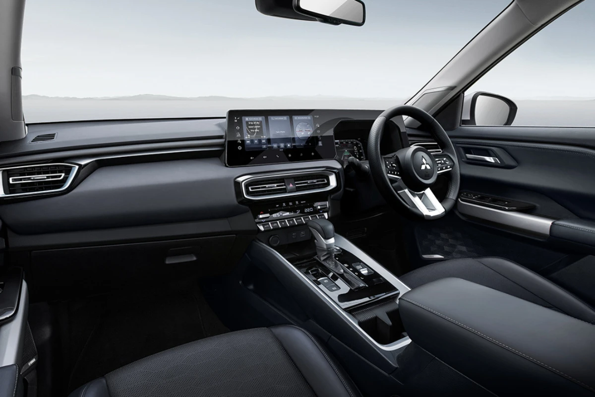 Mitsubishi Destinator Dashboard - Geavanceerde Technologie Integratie