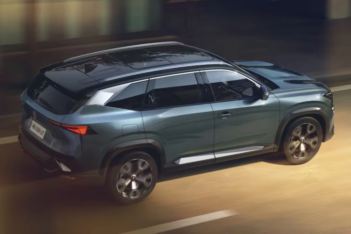Renault Boreal Dynamisch Zijprofiel - Beweging en Modern Ontwerp