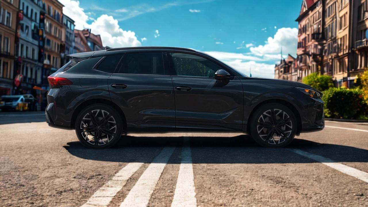 2025 Cupra Terramar zijprofiel met complete voertuigproporties en lichtmetalen velgen in stedelijke omgeving