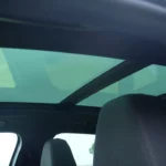 2025 Cupra Terramar interieur met panoramisch schuifdak en natuurlijke verlichting