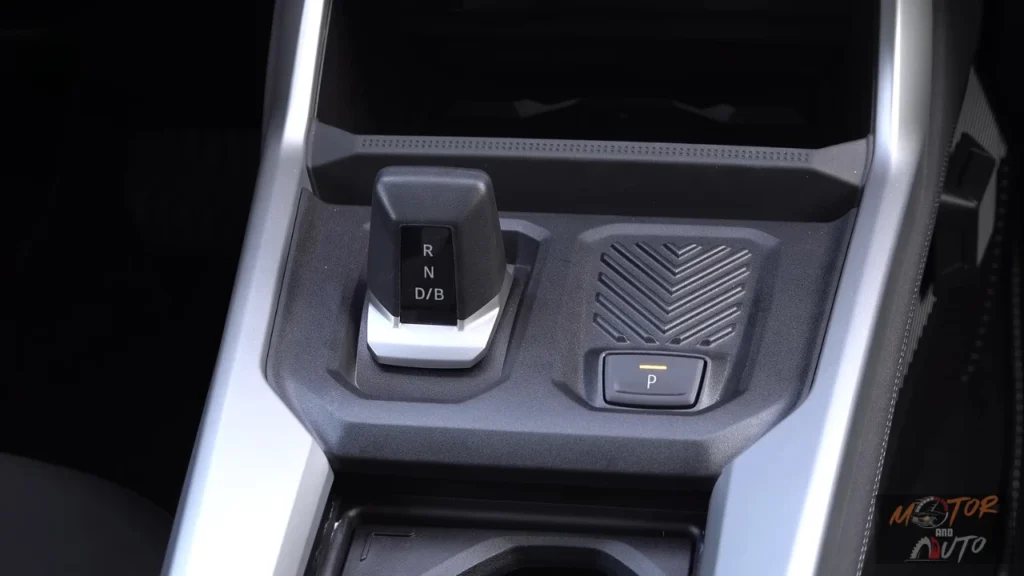 Automatische versnellingskeuze van 2025 Dacia Bigster Hybride met elektronische schakelaar in R-N-D/B posities en aparte elektronische parkeerremknop