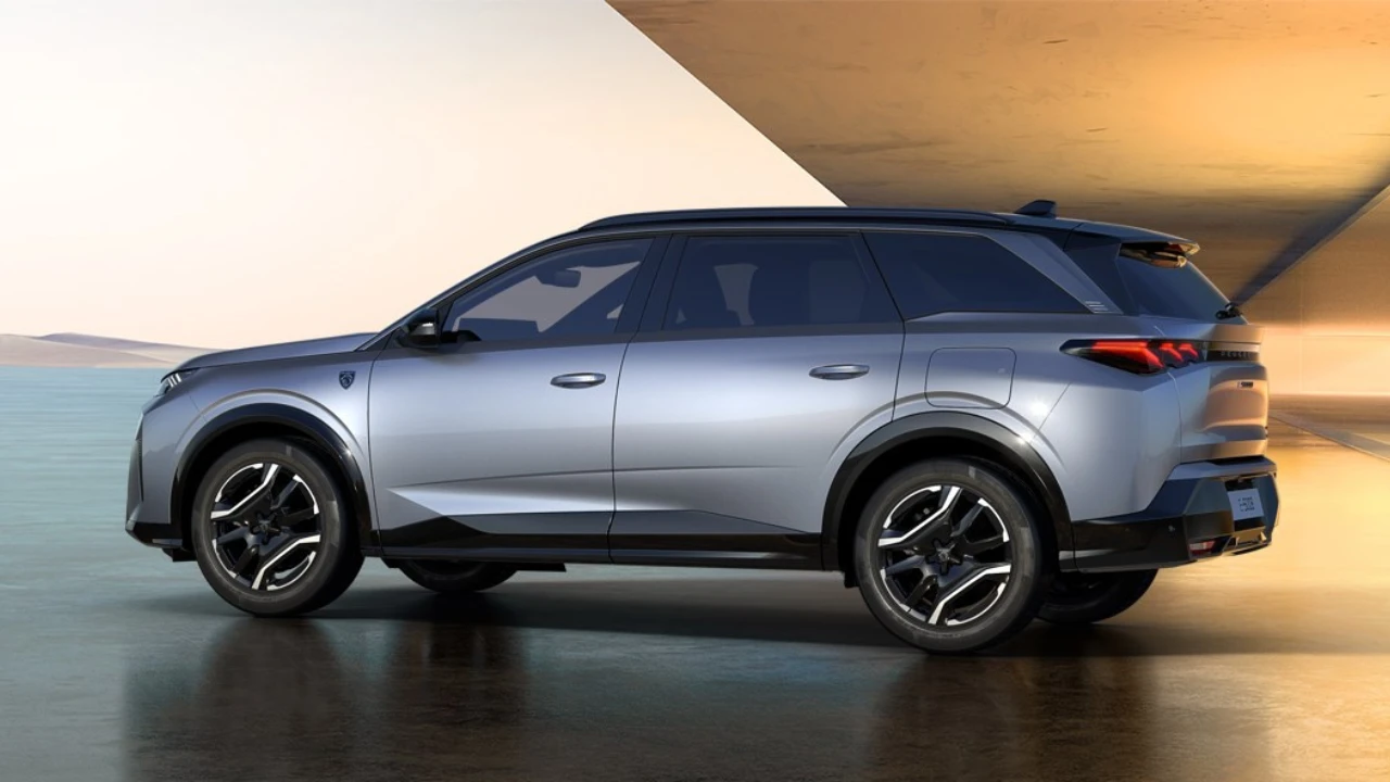 2025 Peugeot 5008 Gris ARTENSE kleur