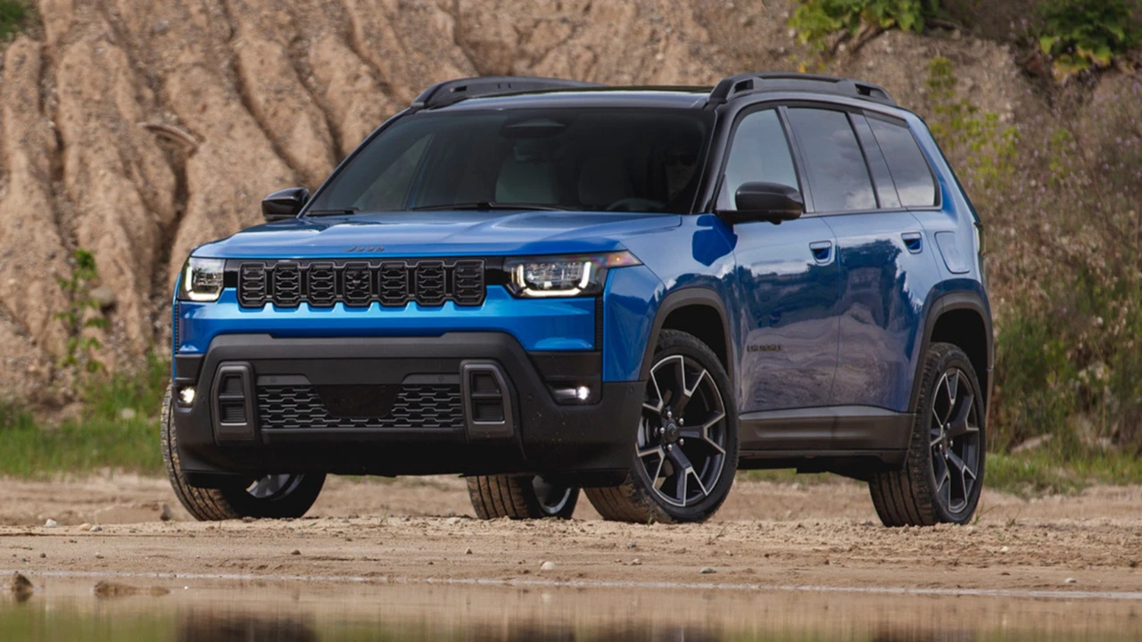 2026 Jeep Cherokee Compleet Zijaanzicht Profiel