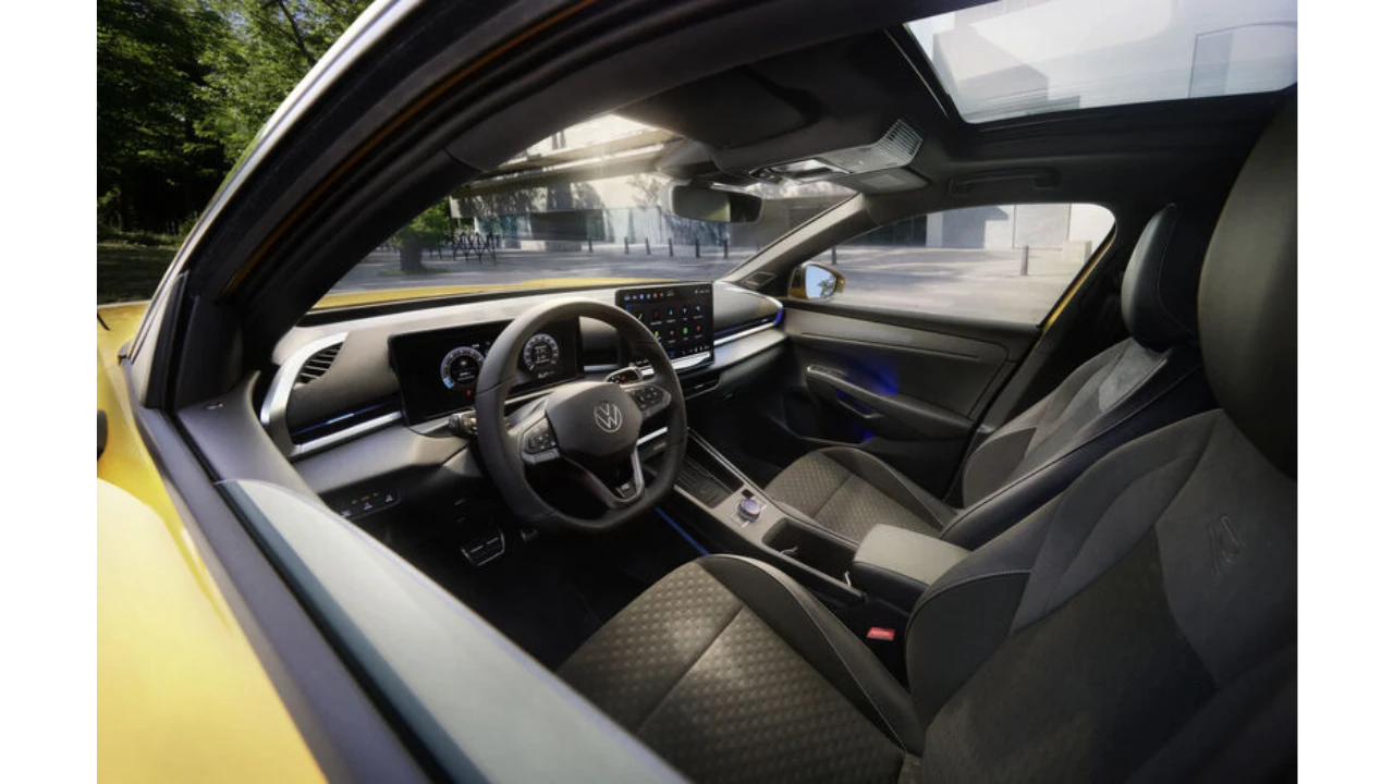 2026 Volkswagen T-Roc Interieur - Dashboard en Voorstoelen