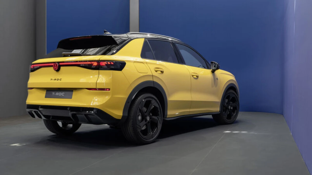 2026 Volkswagen T-Roc - Studio Profielaanzicht