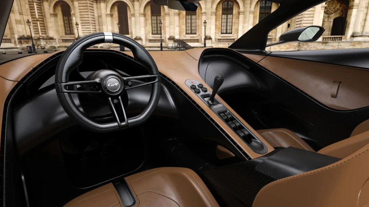 Garagisti & Co GP1 Interieur met Zesversnellingen Handgeschakelde Transmissie