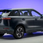 Jaecoo E5 Elektrische SUV Studio Achterkant Driekwart Design Zicht