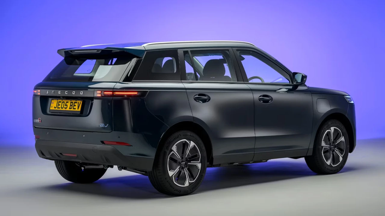 Jaecoo E5 Elektrische SUV Studio Achterkant Driekwart Design Zicht