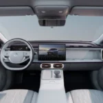 Leapmotor B01 Elektrische Sedan Interieur Cockpit en Dashboard