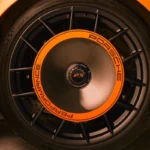 Performance Wiel met Oranje Porsche Branding - De Tulp GT4 RS