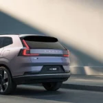 Volvo XC70 PHEV Achterkwart in Beweging