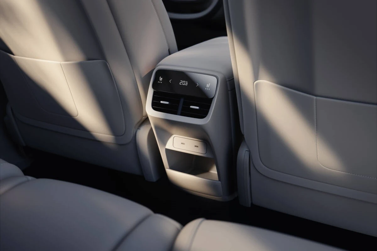 Volvo XC70 PHEV Achterpassagier Klimaatregeling