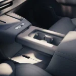 Volvo XC70 PHEV Interieur Middenconsole met Inschuifbare Bekerhouders