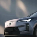 Volvo XC70 PHEV Voordesign met Thor's Hammer-Koplampen