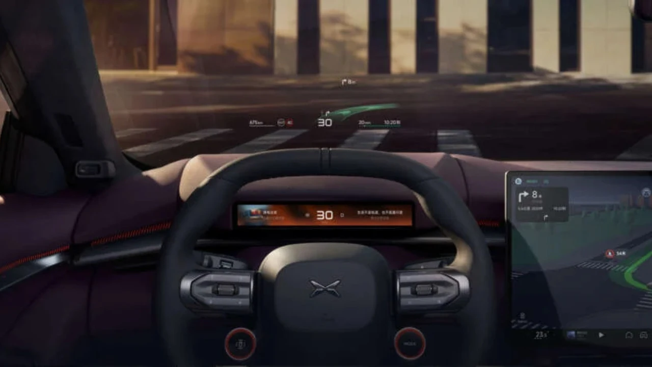 Xpeng P7 2025 Bestuurder Zicht met Werelds Grootste 87-Inch AR-HUD