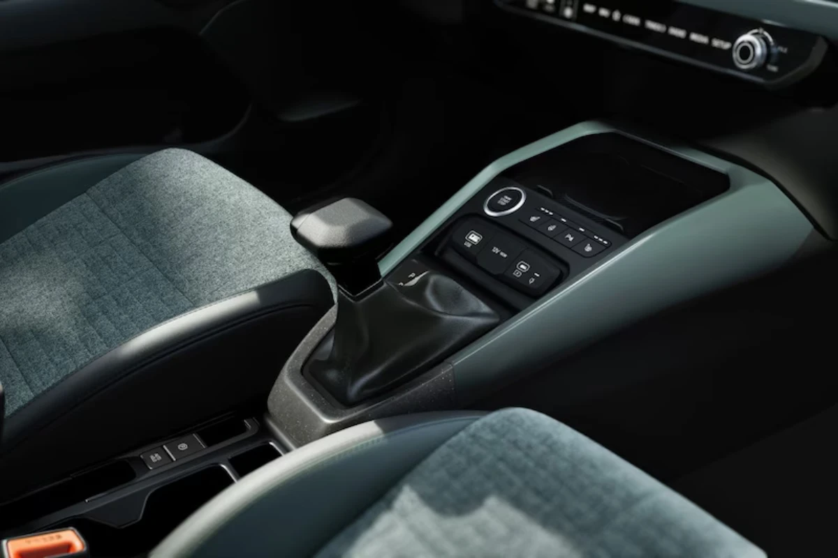 2025 Kia Stonic Middenconsole en Transmissie Detail